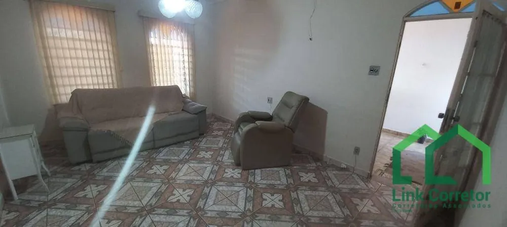 Casa, 3 quartos, 133 m² - Foto 2