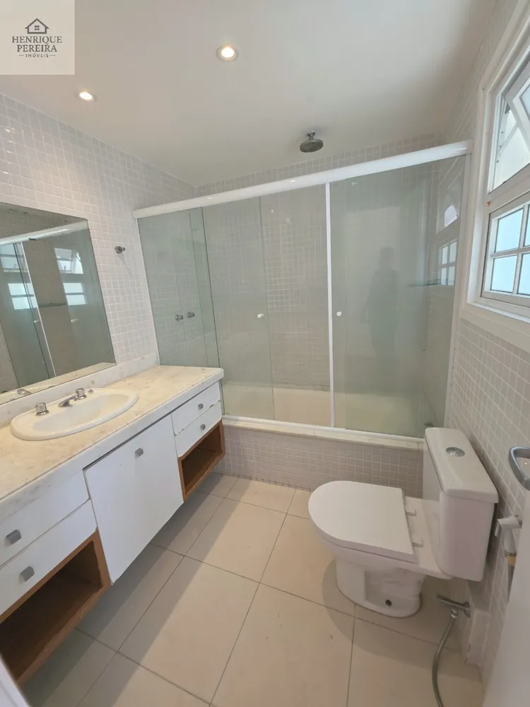 Casa, 4 quartos, 240 m² - Foto 40