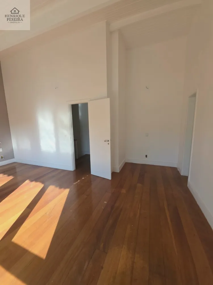 Casa, 4 quartos, 240 m² - Foto 38
