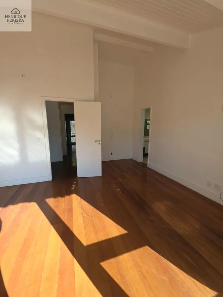 Casa, 4 quartos, 240 m² - Foto 37