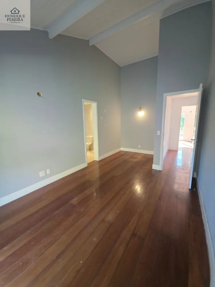Casa, 4 quartos, 240 m² - Foto 28