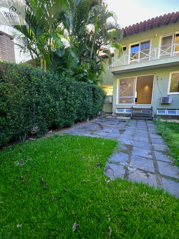 Casa, 4 quartos, 240 m² - Foto 13