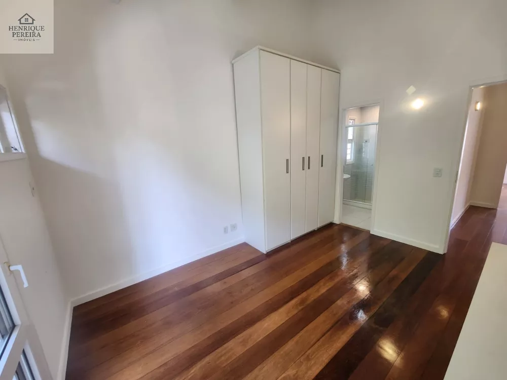 Casa, 4 quartos, 240 m² - Foto 22