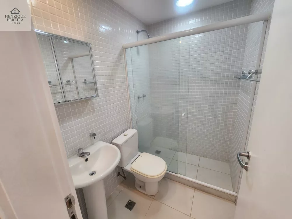 Casa, 4 quartos, 240 m² - Foto 33