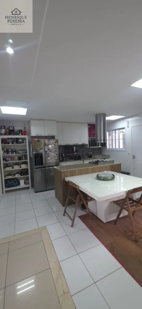 Casa, 3 quartos, 224 m² - Foto 8