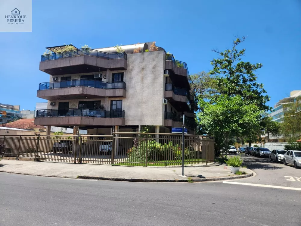 Cobertura, 3 quartos, 220 m² - Foto 1