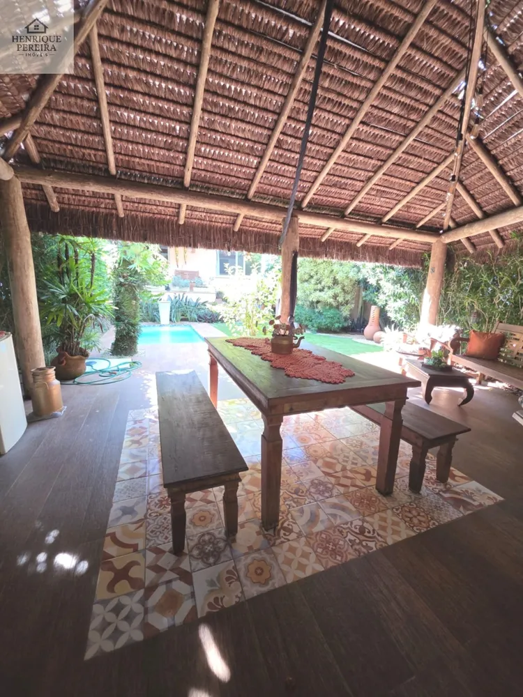 Casa, 6 quartos, 312 m² - Foto 3
