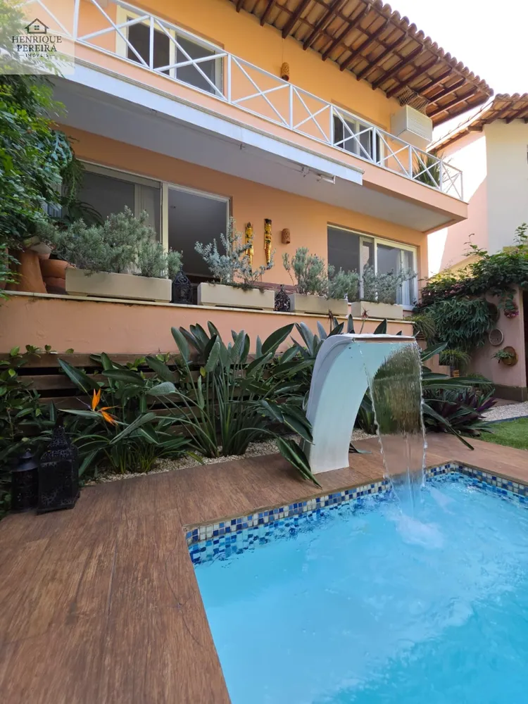 Casa, 6 quartos, 312 m² - Foto 2