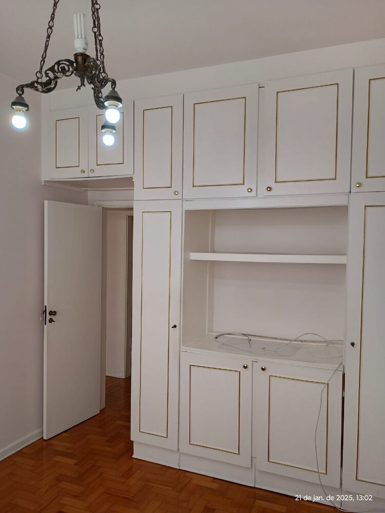 Apartamento à venda com 2 quartos, 75m² - Foto 10