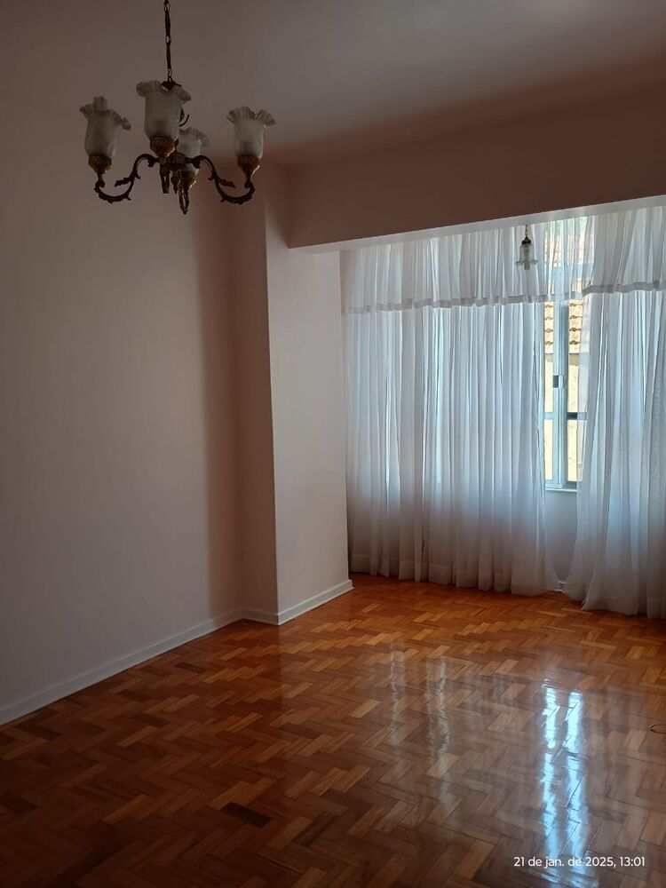 Apartamento à venda com 2 quartos, 75m² - Foto 8