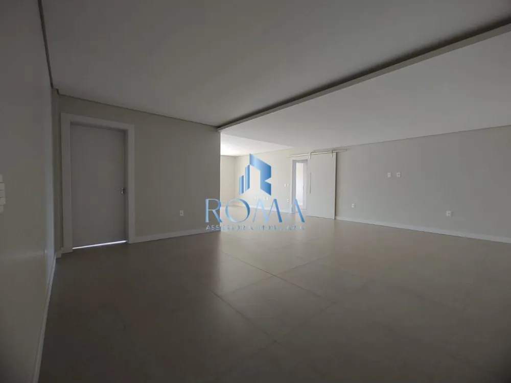 Apartamento, 3 quartos, 220 m² - Foto 3