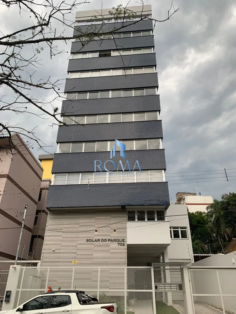 Apartamento, 3 quartos, 211 m² - Foto 1