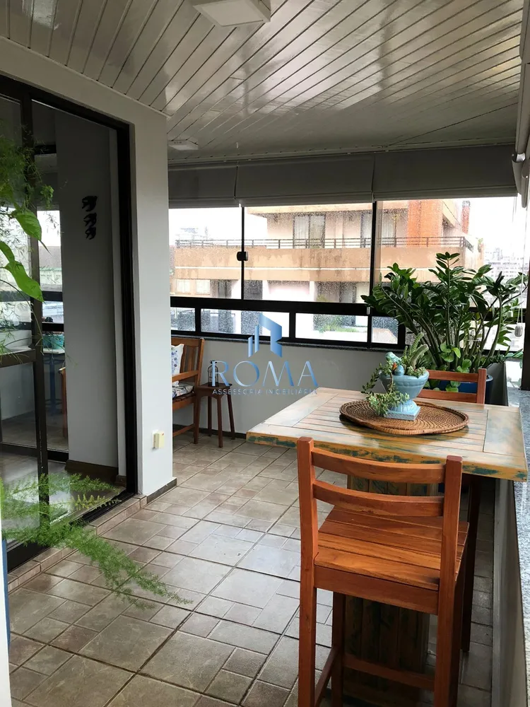 Cobertura, 3 quartos, 261 m² - Foto 1