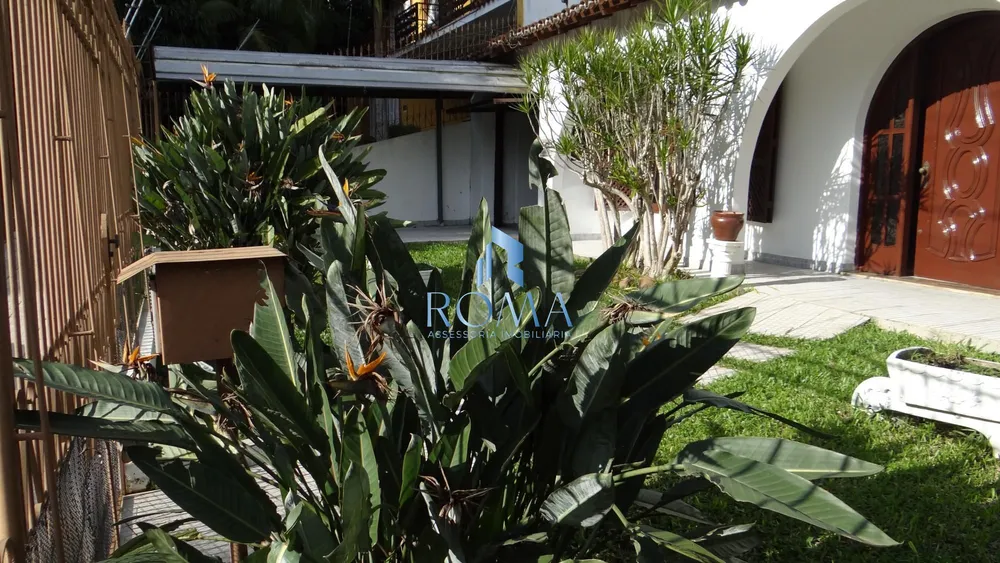 Casa, 4 quartos, 372 m² - Foto 1