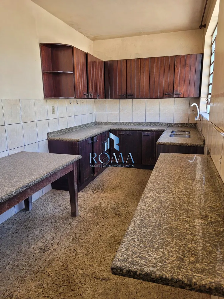 Casa, 4 quartos, 270 m² - Foto 10