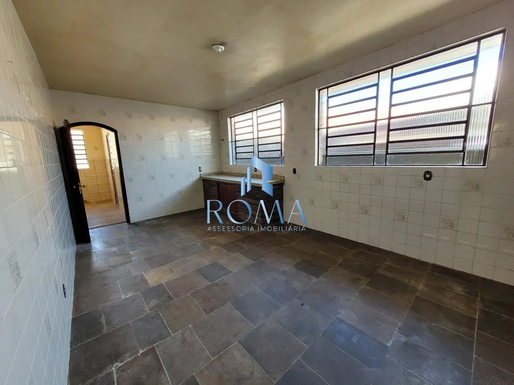 Casa, 4 quartos, 270 m² - Foto 9