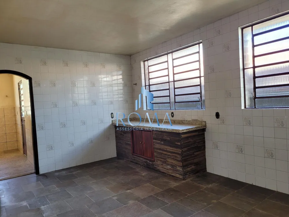 Casa, 4 quartos, 270 m² - Foto 8