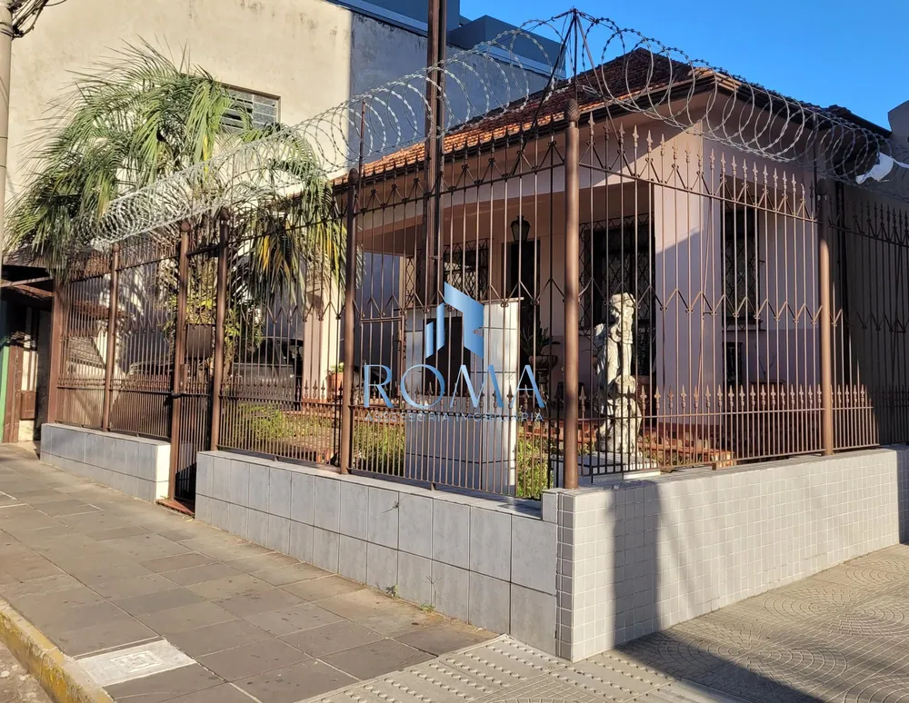 Casa, 4 quartos, 226 m² - Foto 1