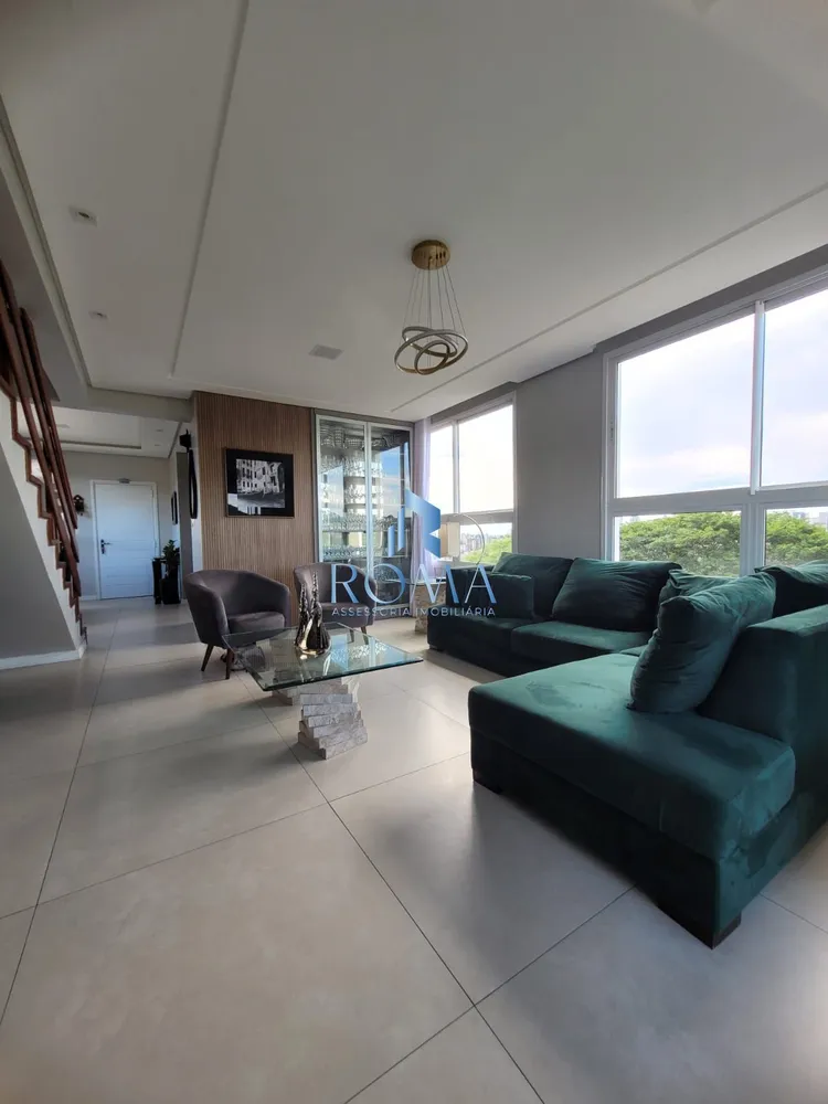 Cobertura, 3 quartos, 257 m² - Foto 2