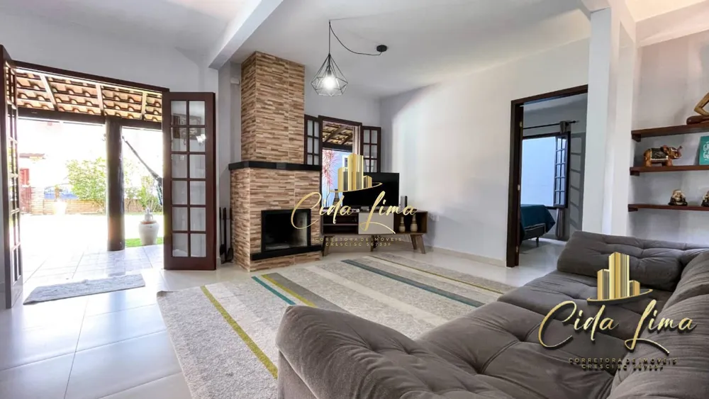 Casa, 3 quartos, 228 m² - Foto 3