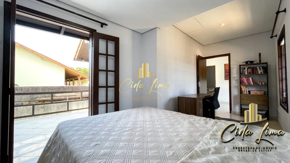Casa, 3 quartos, 228 m² - Foto 10