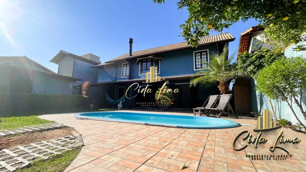 Casa, 3 quartos, 228 m² - Foto 2