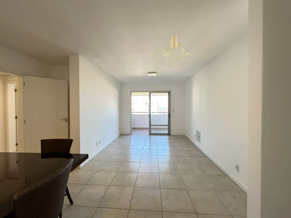 Apartamento à venda com 2 quartos, 91m² - Foto 3