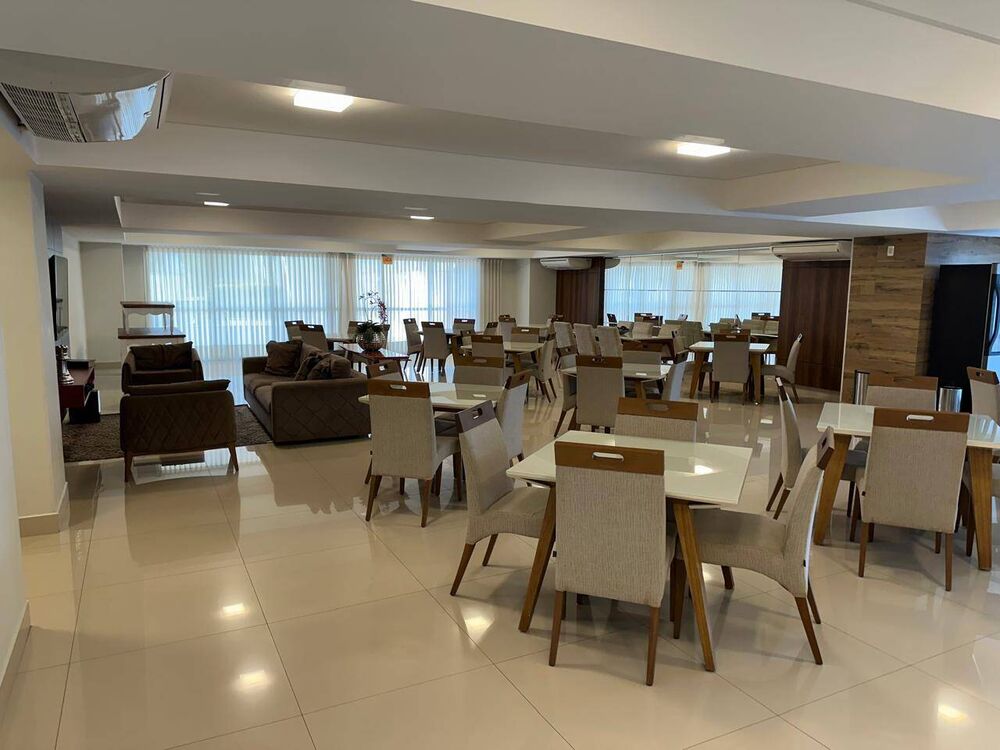 Apartamento à venda com 3 quartos, 96m² - Foto 2