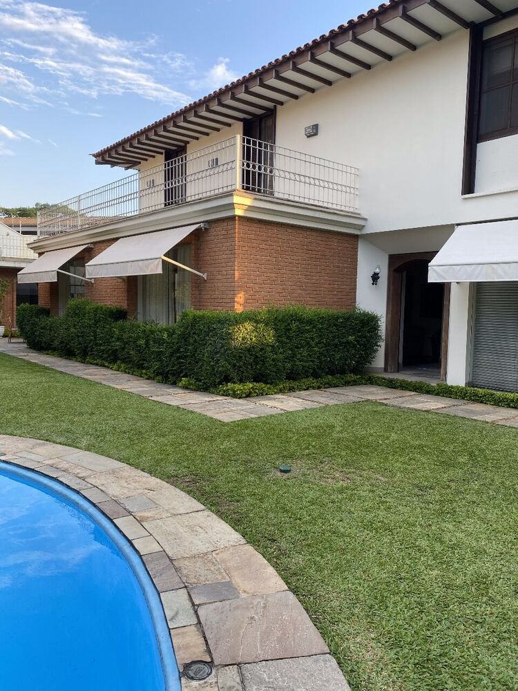 Casa para alugar com 4 quartos, 553m² - Foto 2