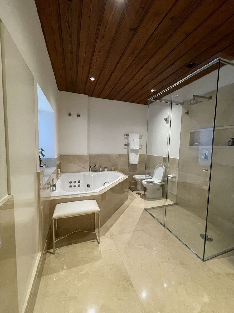 Casa para alugar com 4 quartos, 553m² - Foto 6