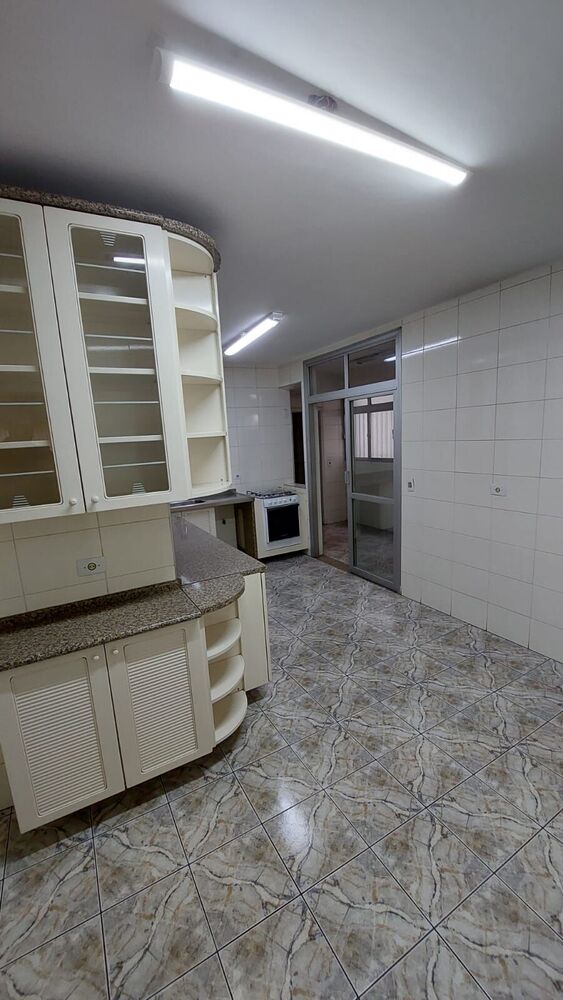 Apartamento, 3 quartos, 130 m² - Foto 2