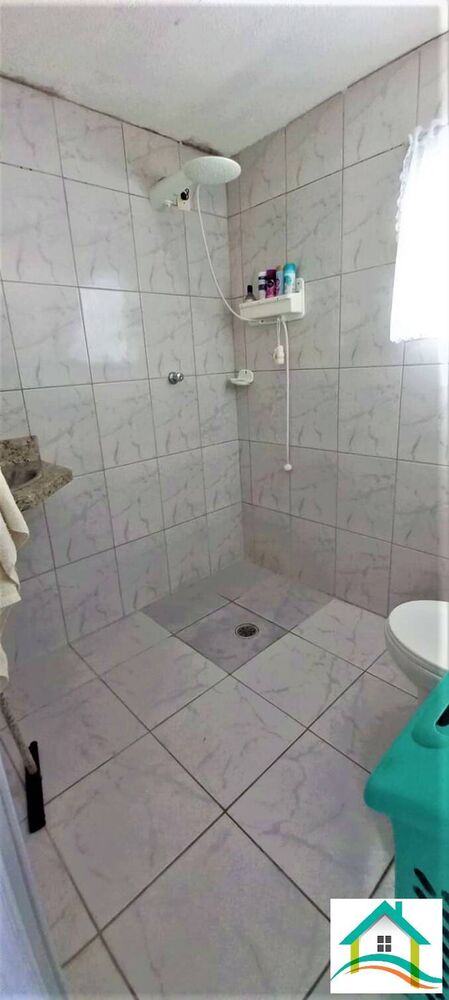 Casa à venda com 3 quartos, 194m² - Foto 4