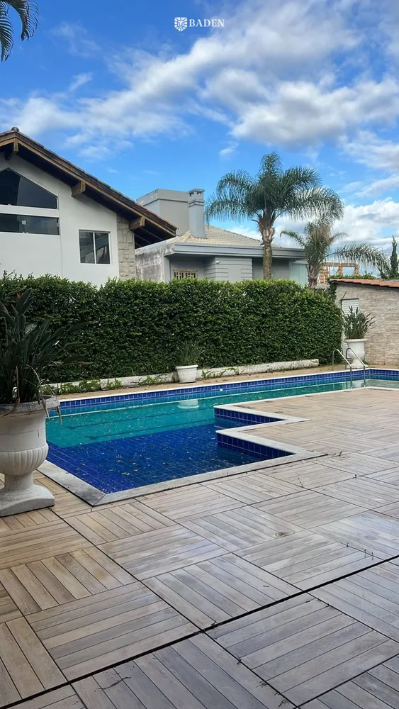 Casa, 4 quartos, 650 m² - Foto 1