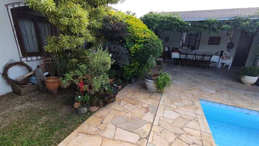 Casa, 3 quartos, 270 m² - Foto 26