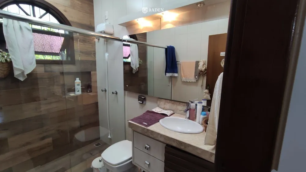 Casa, 3 quartos, 270 m² - Foto 15