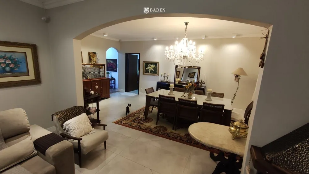 Casa, 3 quartos, 270 m² - Foto 14
