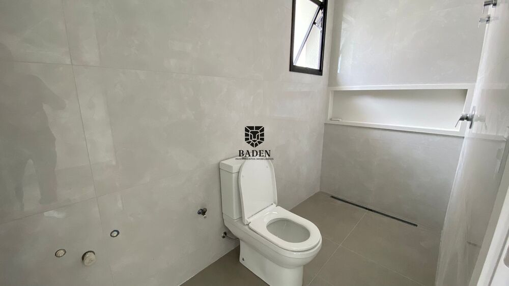 Casa à venda com 3 quartos, 342m² - Foto 8