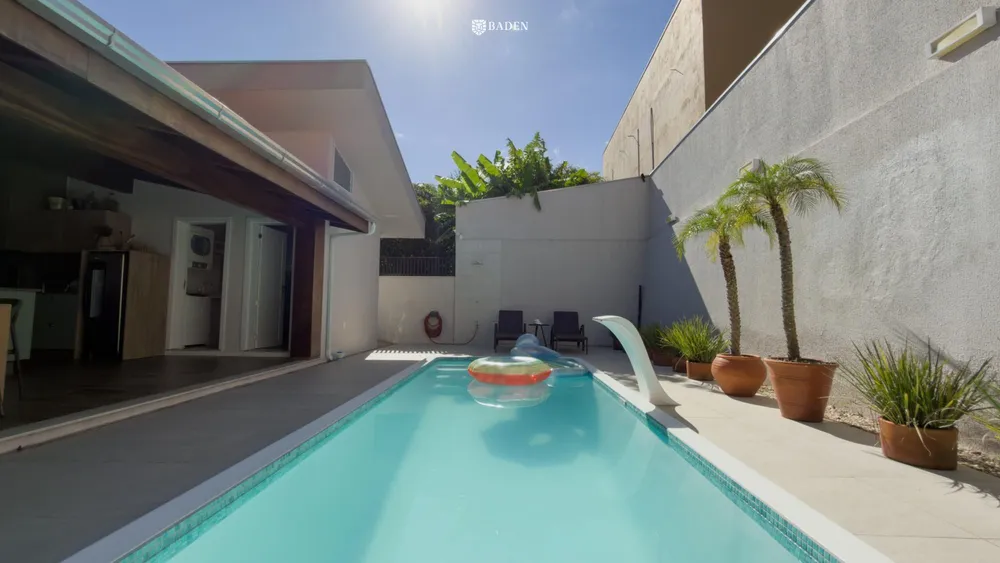 Casa, 3 quartos, 272 m² - Foto 4
