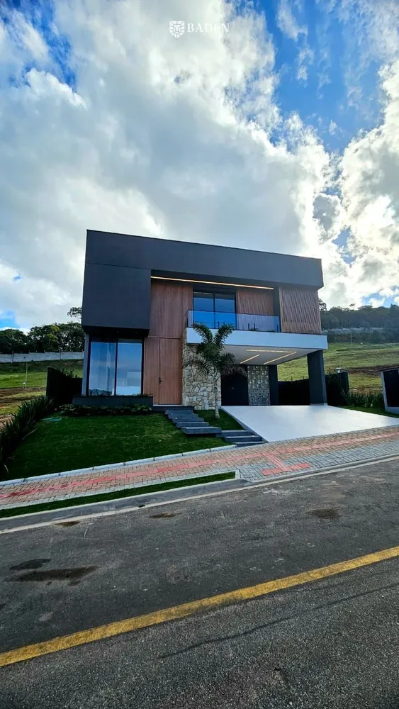 Casa, 4 quartos, 300 m² - Foto 3