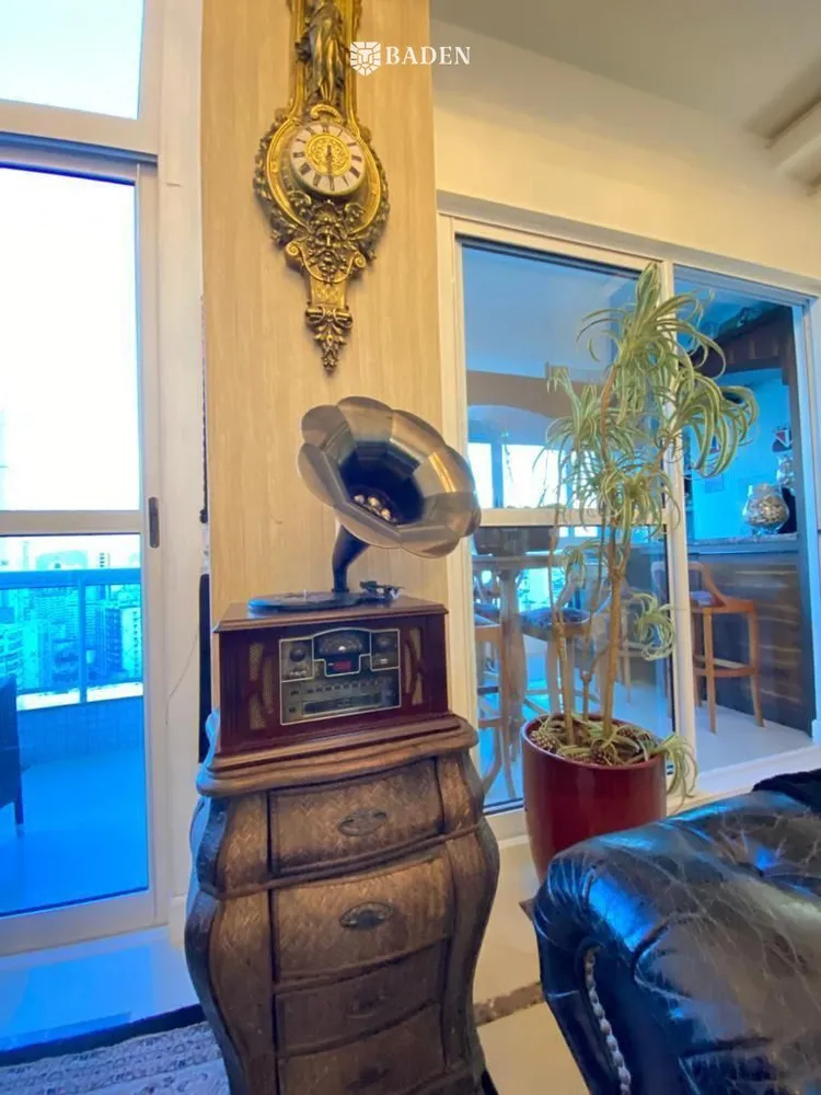 Apartamento, 3 quartos, 252 m² - Foto 12