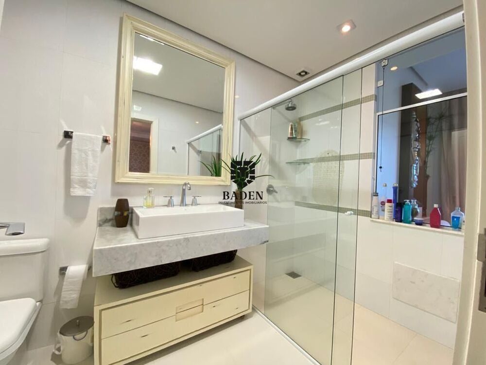 Apartamento, 3 quartos, 252 m² - Foto 7