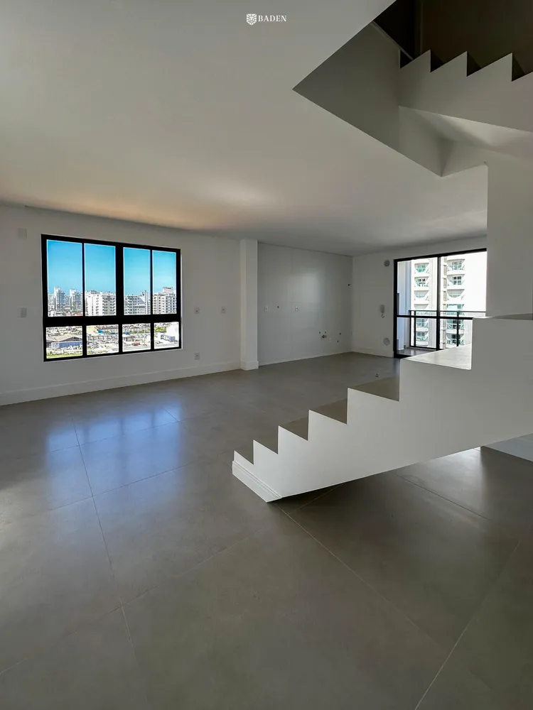 Apartamento, 3 quartos, 117 m² - Foto 2