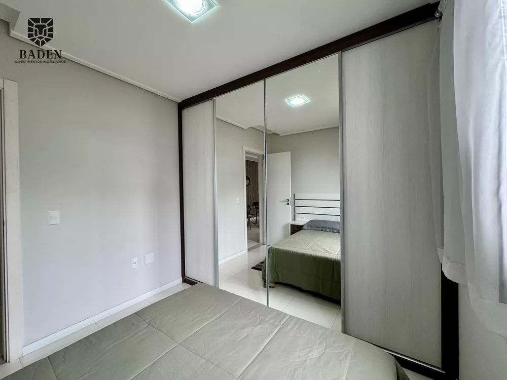 Apartamento, 2 quartos, 81 m² - Foto 1
