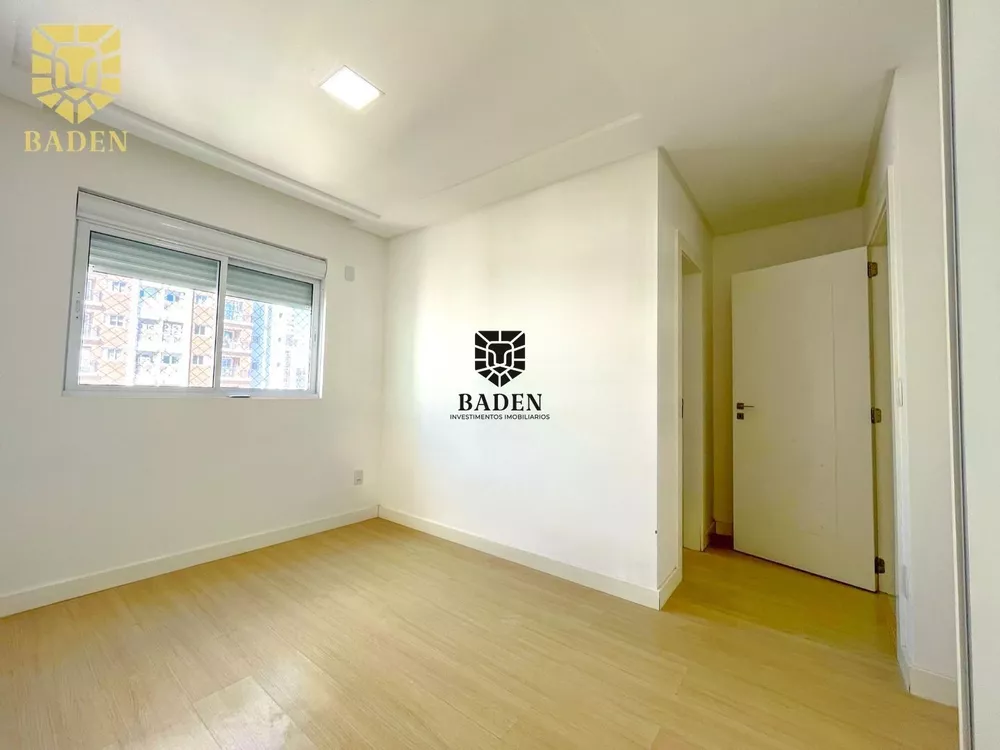 Apartamento à venda com 4 quartos, 146m² - Foto 7