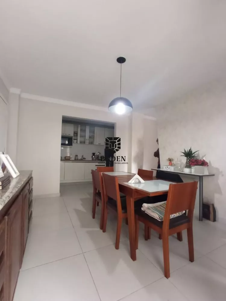 Apartamento à venda com 3 quartos, 102m² - Foto 2