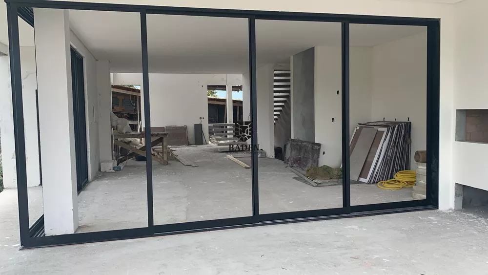 Casa à venda com 4 quartos, 440m² - Foto 5