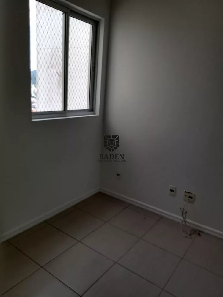 Apartamento à venda com 3 quartos, 124m² - Foto 6