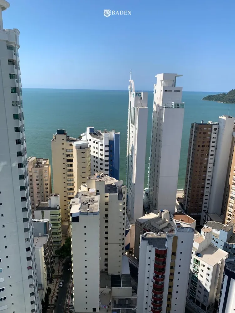 Apartamento, 4 quartos, 217 m² - Foto 1