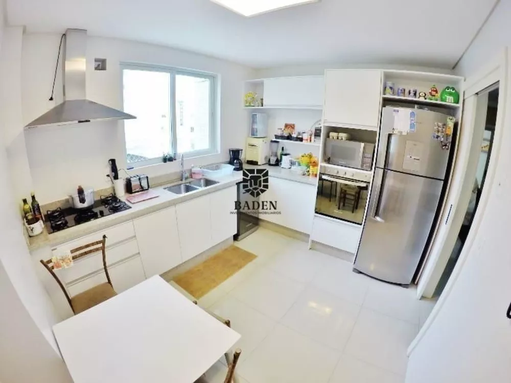 Apartamento à venda com 4 quartos, 144m² - Foto 6