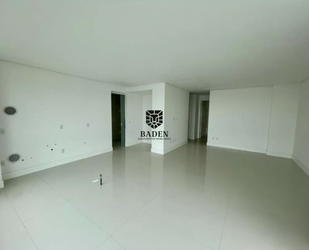 Cobertura à venda com 7 quartos, 410m² - Foto 6